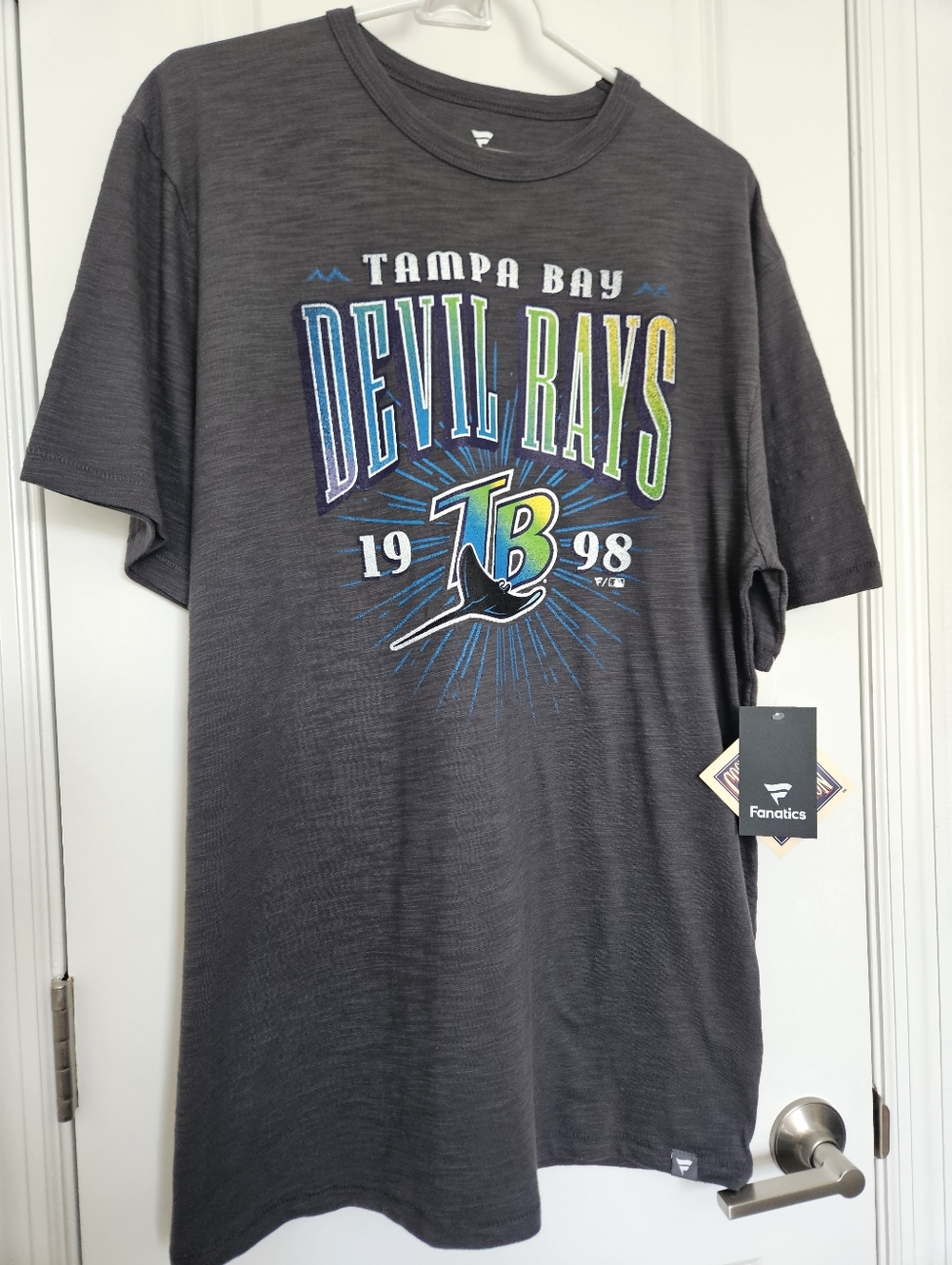 NWT Men's Tampa Bay Devil Rays vintage-inspired T-shirt by Fanatics Large